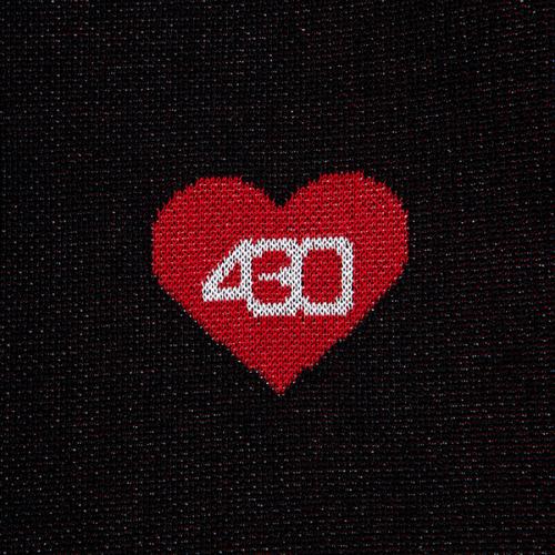 26_150__HEARTS__SWEATER_BLK_4.jpg