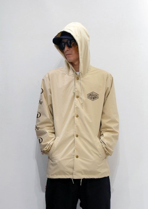 coatch_jacket_beige_front1.jpg